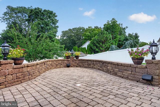 108 COPPERFIELD DR, Woodbury, NJ 08096