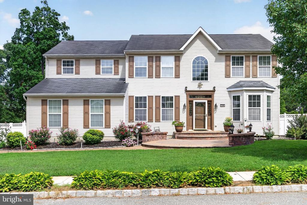 108 COPPERFIELD DR, Woodbury, NJ 08096
