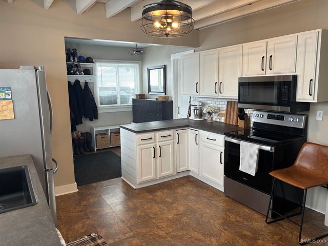 447 Kearsarge Street, Laurium, MI 49913