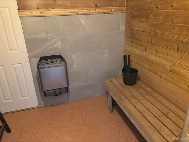 447 Kearsarge Street, Laurium, MI 49913