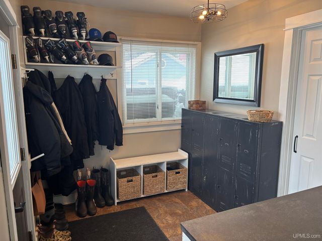 447 Kearsarge Street, Laurium, MI 49913