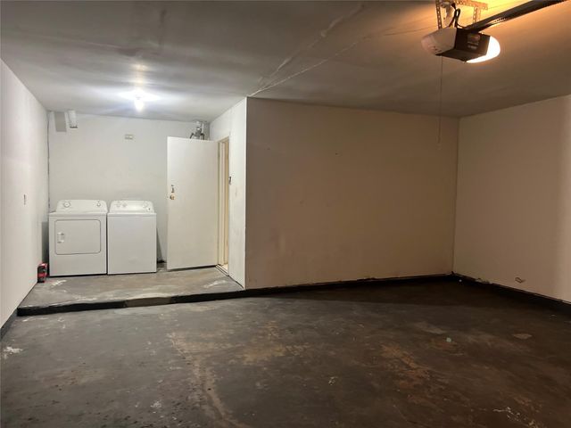 6331 Pouter Drive, Houston, TX 77083