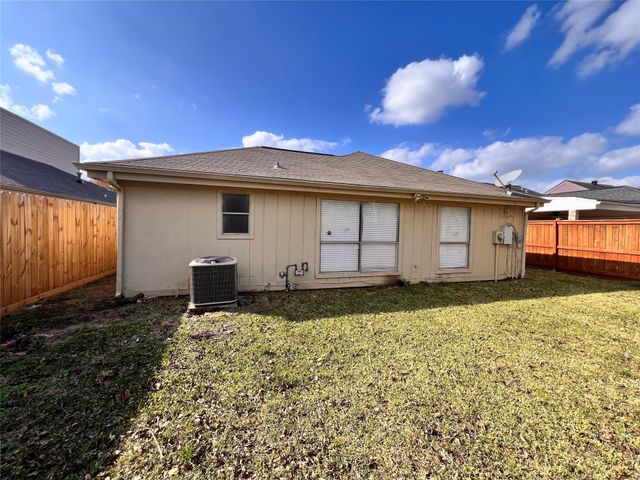 6331 Pouter Drive, Houston, TX 77083