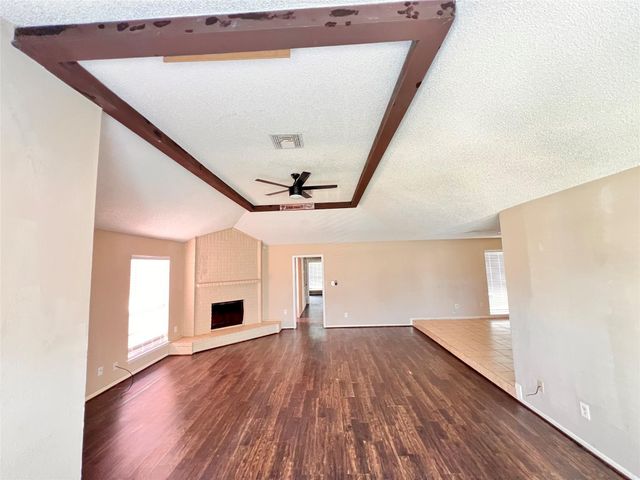 6331 Pouter Drive, Houston, TX 77083