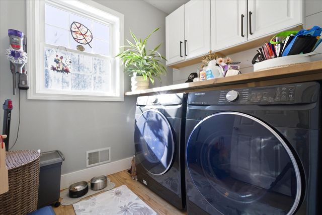 7 Boulder Court, Raymond, NH 03077