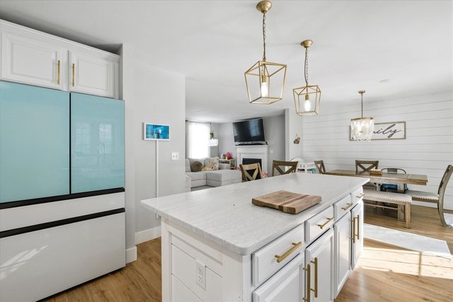 7 Boulder Court, Raymond, NH 03077