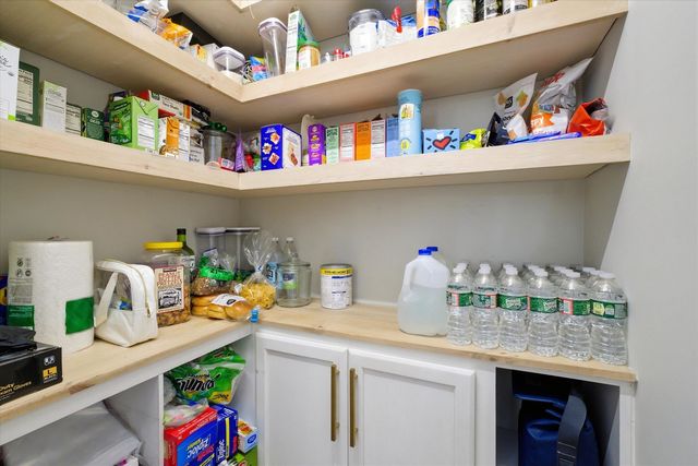 7 Boulder Court, Raymond, NH 03077