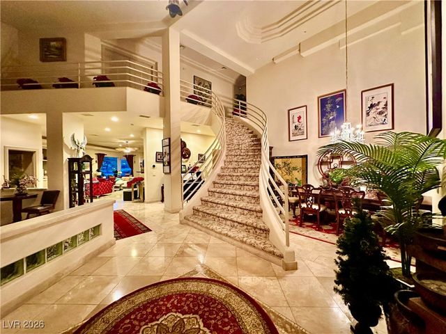 8101 Moonstone Circle, Las Vegas, NV 89128