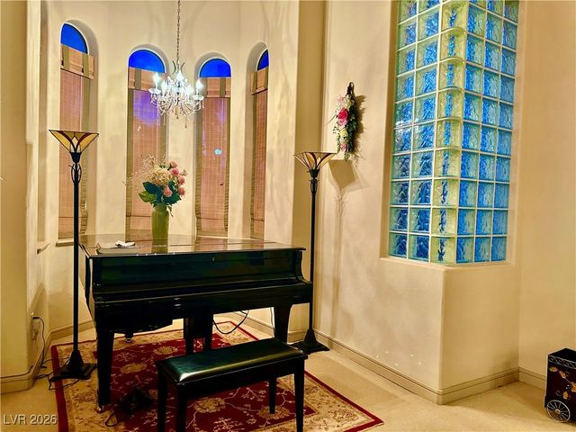 8101 Moonstone Circle, Las Vegas, NV 89128