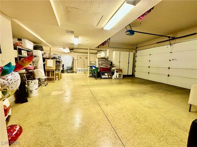 8101 Moonstone Circle, Las Vegas, NV 89128