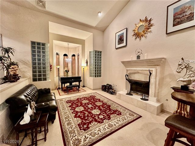 8101 Moonstone Circle, Las Vegas, NV 89128