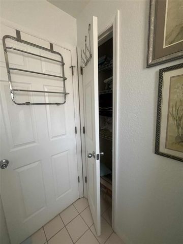 15113 GULISTAN AVENUE, Port Charlotte, FL 33953