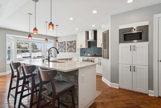 469 Pheasant Ridge Road, Lake Zurich, IL 60047