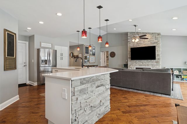 469 Pheasant Ridge Road, Lake Zurich, IL 60047