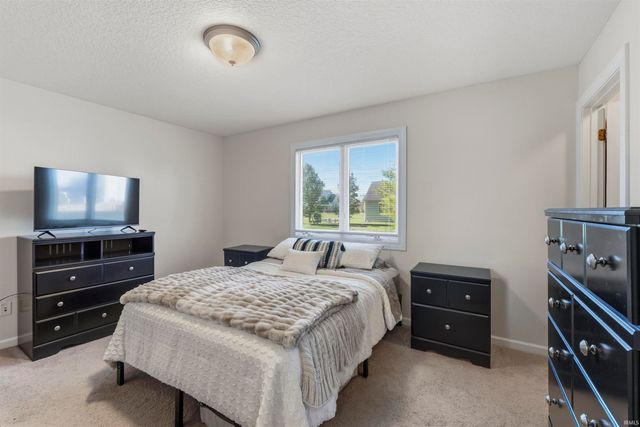 12411 Tanzanite Court, Fort Wayne, IN 46818