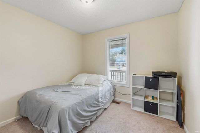 12411 Tanzanite Court, Fort Wayne, IN 46818