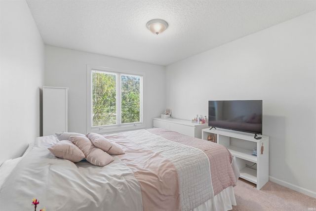 12411 Tanzanite Court, Fort Wayne, IN 46818