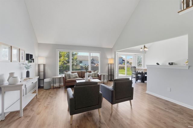 12411 Tanzanite Court, Fort Wayne, IN 46818