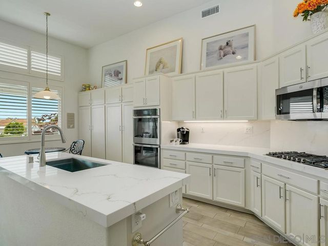 6028 Dassia Way, Oceanside, CA 92056
