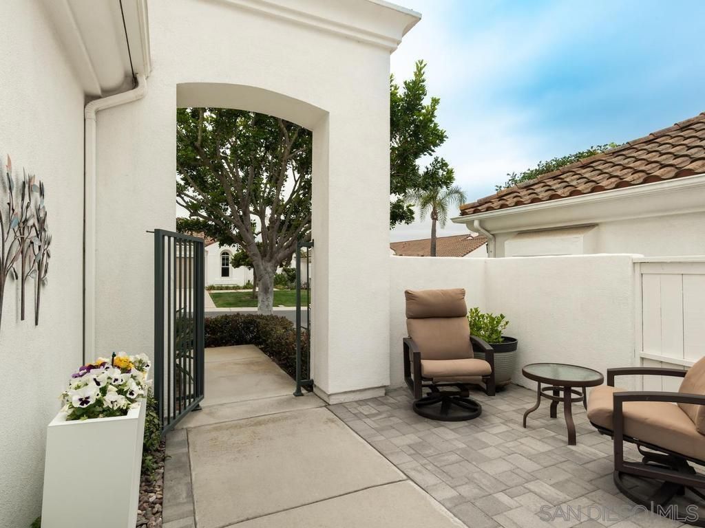 6028 Dassia Way, Oceanside, CA 92056