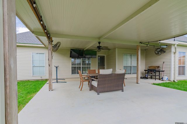 36447 Crestway Ave, Prairieville, LA 70769