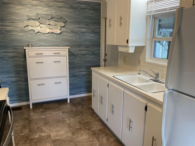 72 PINDO PALM STREET W, Largo, FL 33770