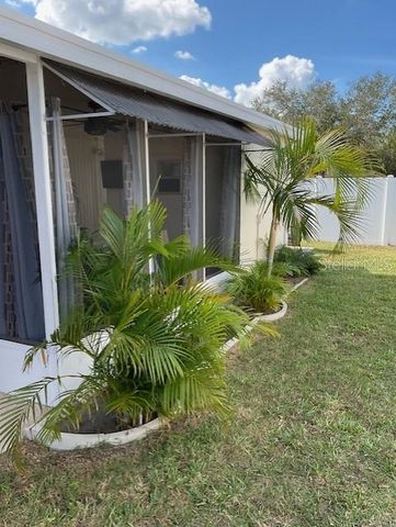 72 PINDO PALM STREET W, Largo, FL 33770