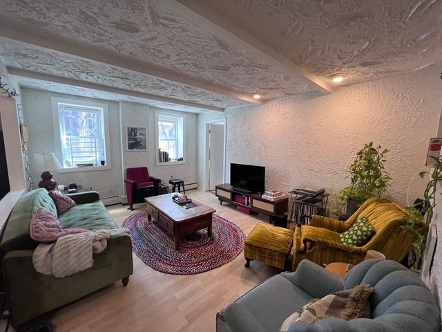 2-4 Holmes St, Boston, MA 02134
