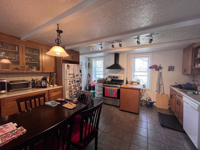 2-4 Holmes St, Boston, MA 02134