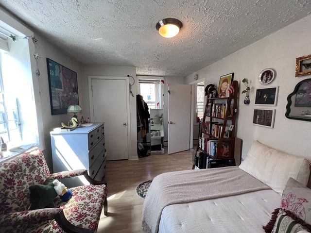 2-4 Holmes St, Boston, MA 02134