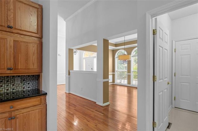 3 Holly Springs Lane, Greensboro, NC 27455