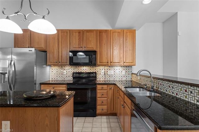 3 Holly Springs Lane, Greensboro, NC 27455