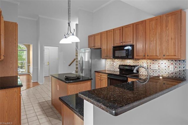 3 Holly Springs Lane, Greensboro, NC 27455