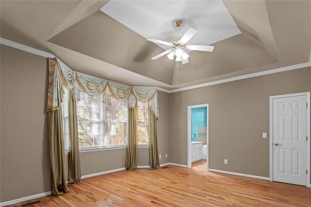 3 Holly Springs Lane, Greensboro, NC 27455