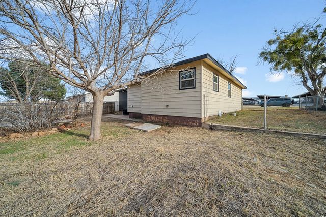 422 Ryon, Big Spring, TX 79720