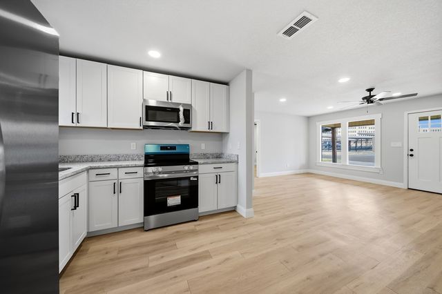 422 Ryon, Big Spring, TX 79720