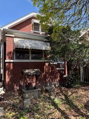 5820 W 26th Street, Cicero, IL 60804