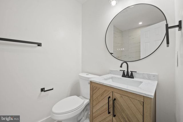 7232 MAHOGANY DR #5, Landover, MD 20785