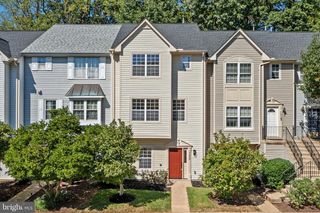 7232 MAHOGANY DR #5, Landover, MD 20785
