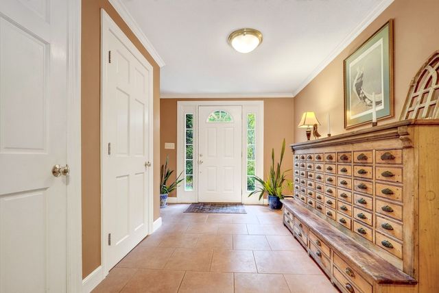 13 Cedar Lane, Medfield, MA 02052