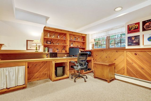 13 Cedar Lane, Medfield, MA 02052