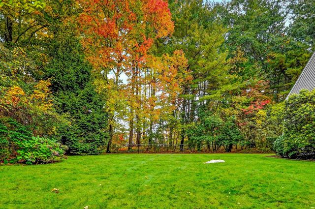 13 Cedar Lane, Medfield, MA 02052