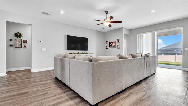 3031 JENNA MAE WAY, Lakeland, FL 33812