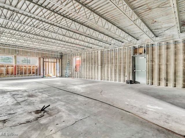 1445 Massillon Road, Akron, OH 44306