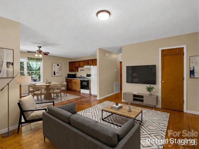 255 & 257 Crescent Street, Saluda, NC 28773