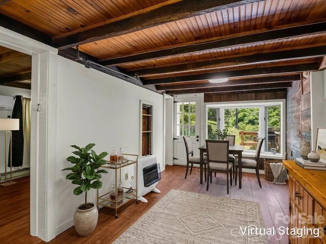 255 & 257 Crescent Street, Saluda, NC 28773