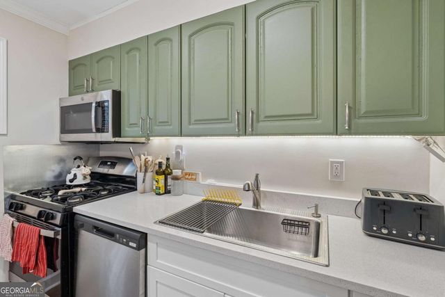 115 Biscayne Drive NW F6, Atlanta, GA 30309