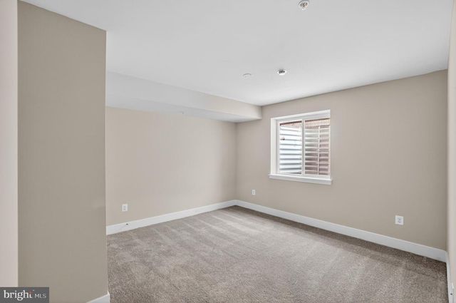 504 WILLOWSHIRE ST, Middle River, MD 21220