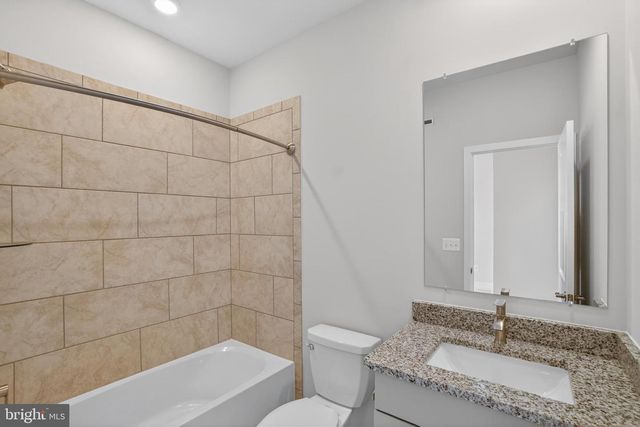 504 WILLOWSHIRE ST, Middle River, MD 21220