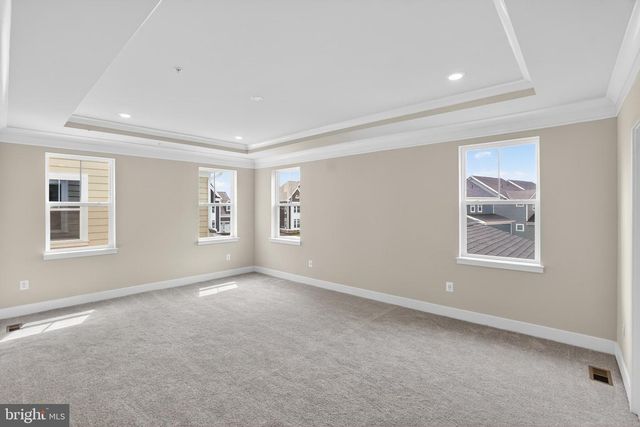 504 WILLOWSHIRE ST, Middle River, MD 21220